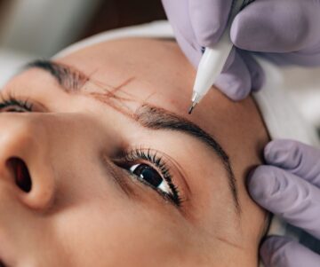 Szálazott szemöldök tetoválás az Apollon Beauty kozmetikában